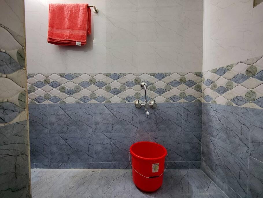 Comfy 2-Bedroom House In Sanjaynagar, Bengaluru エクステリア 写真